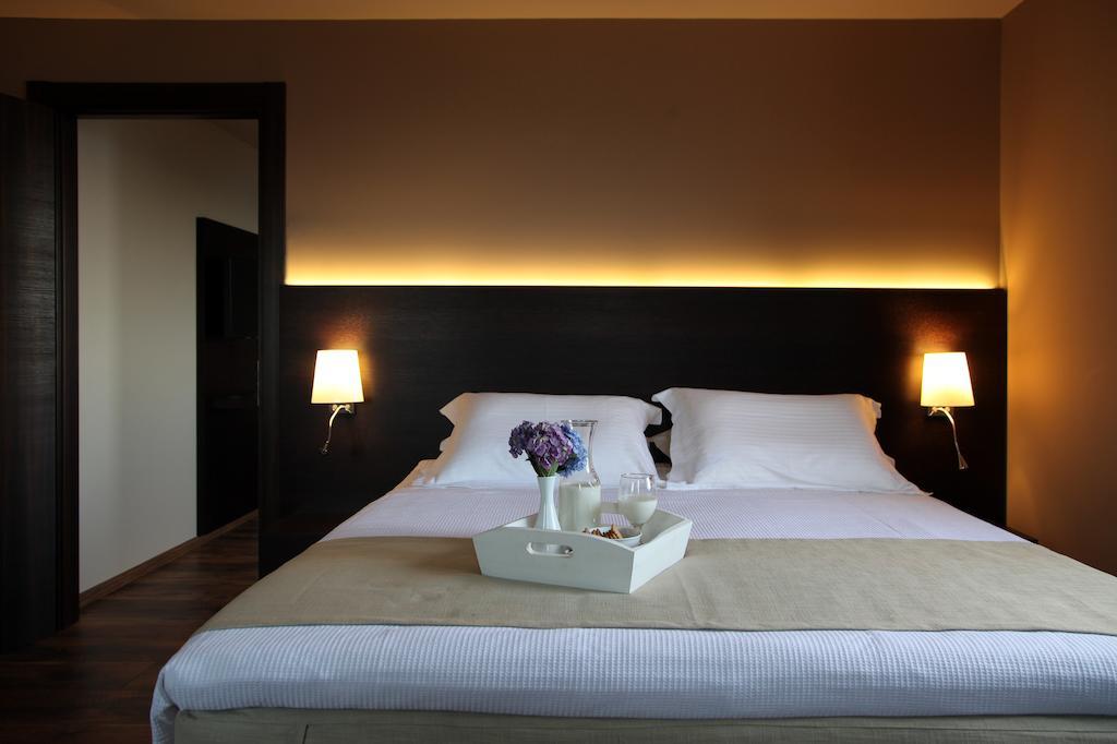 Theta Hotel Agios Dimitrios  Room photo